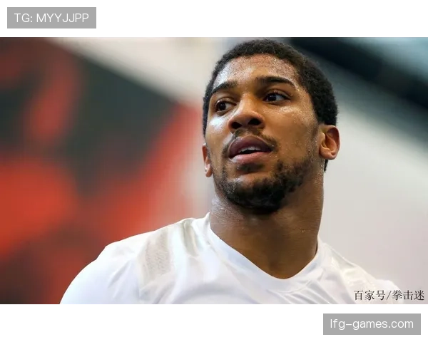 安东尼·约书亚训练完顺手买了辆限量超跑，说当自行车骑